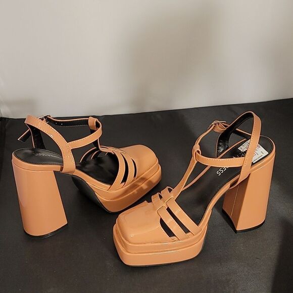 BRAND NEW SOUL PRINCESS BLOCK HEEL SANDAL S2 - Picture 6 of 15